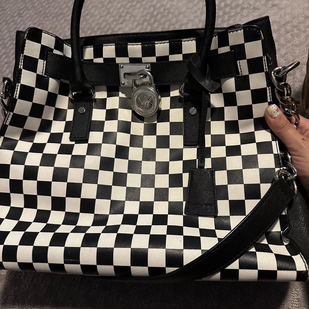 Michael Kors black and white Hamilton tote